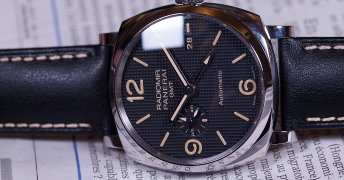 Unique Replica Panerai Luminor Base Logo