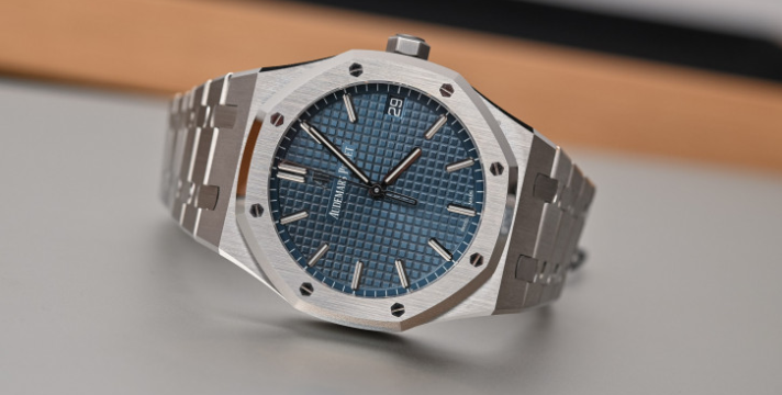 How Fake Audemars Piguet Revolutionized Luxury Sports Watches